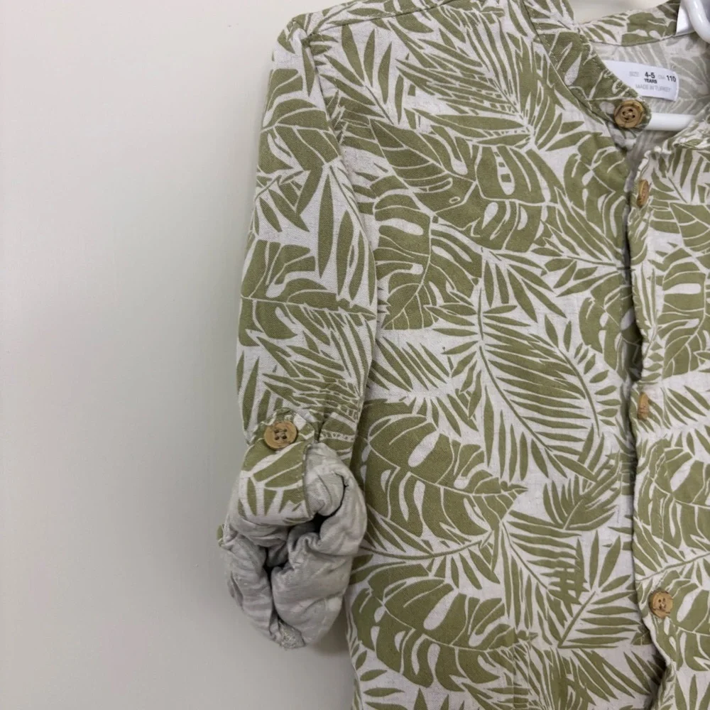 Zara kids linen blend tropical Green Leaf Print long Sleeve button down shirt